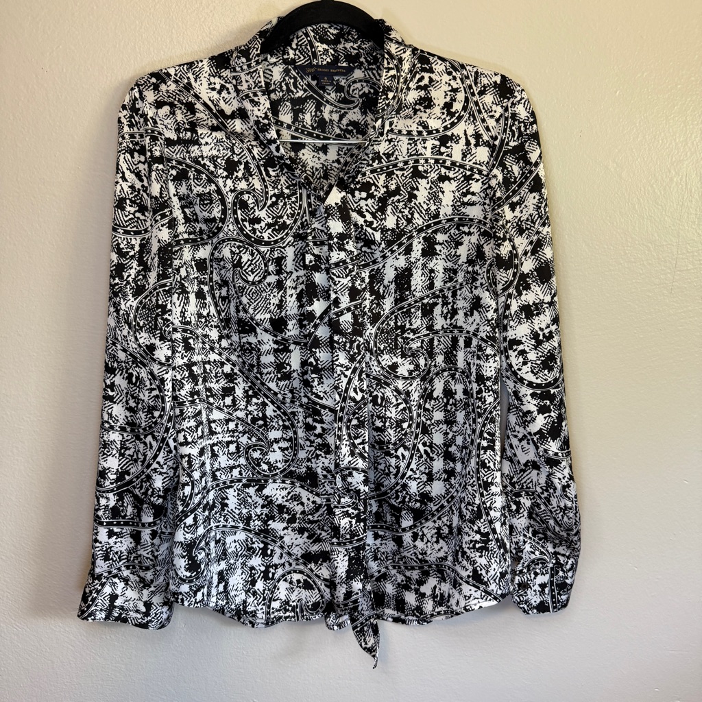 Brooks Brothers Paisley Print Black White Neck Bow Tie Blouse Womenâs Size 6